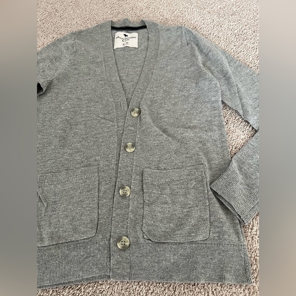 Abercrombie Kids Heather Gray Cardigan - Size 9–10 Girls - Picture 6 of 7